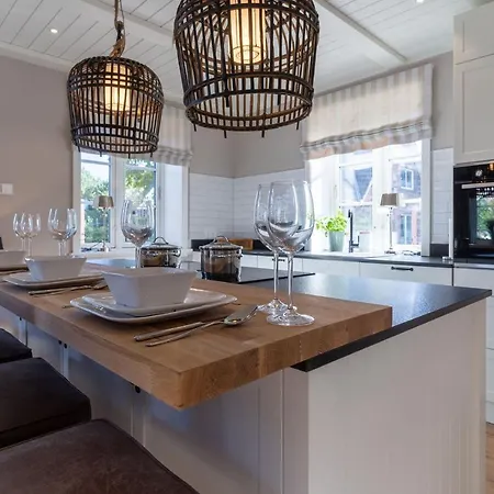 Reetdachhaus Gaia & Ganymed Reetdachhaus Gaia 度假居 圣彼得奥尔丁