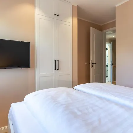 Reetdachhaus Gaia & Ganymed Reetdachhaus Gaia